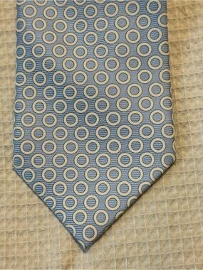 $440.00 Zegna light  Blue Geometric Circle Silk Tie - made in Italy